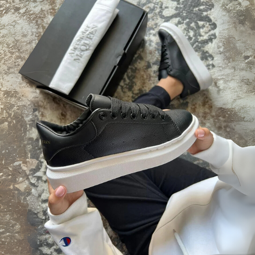 Alexander Mcqueen