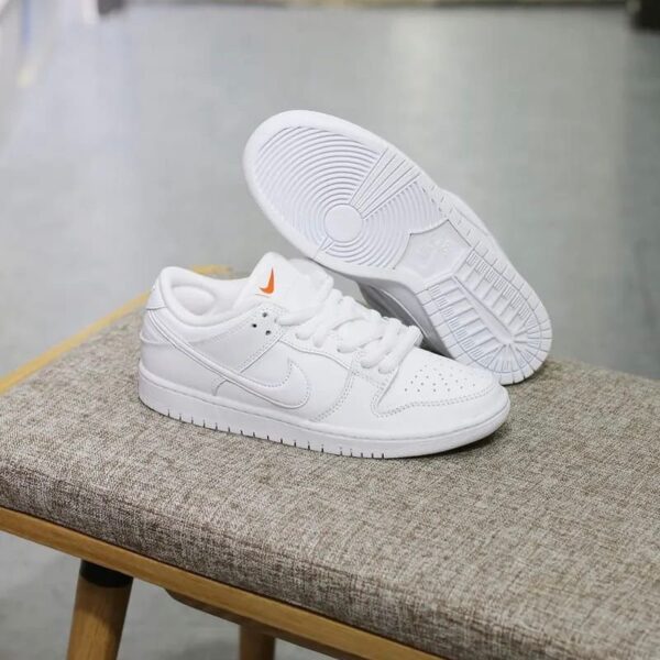 Nike Sb Dunk Triple White