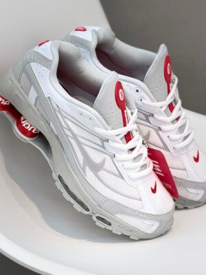 Nike Shox Supreme