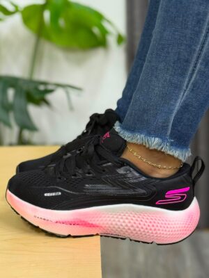 Skechers Go Run Max
